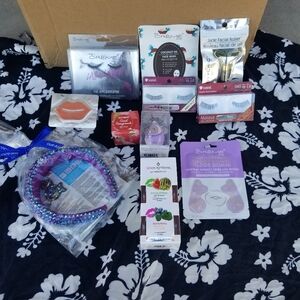 11 Piece Beauty Bundle NWT